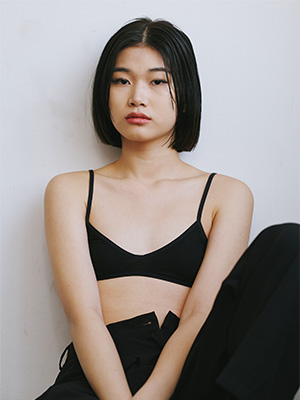 Half model: Ura Mamiko