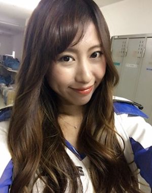 間嶋 杏里